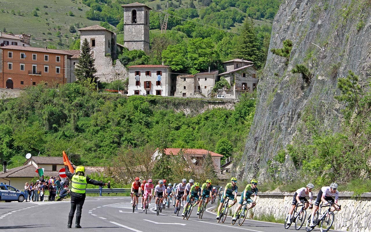 Giro d’Italia 2024: è spettacolo nel reatino a Leonessa, Posta e Borbona